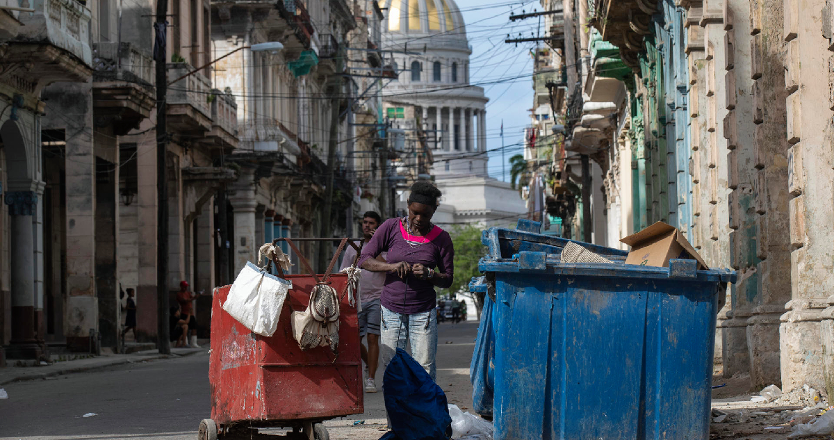 Más de la mitad de los cubanos mayores de 15 años no trabaja ni busca empleo, según datos oficiales