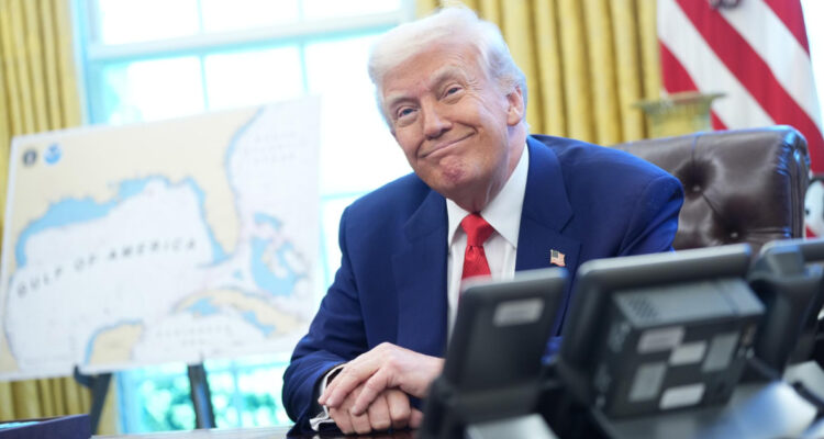 Trump dice que enviará cartas notificando los aranceles: Van Klaveren dice que no aplicaría a Chile