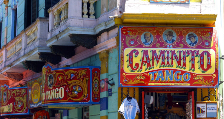 Cae otra vez la llegada de turistas a Argentina: tipo de cambio sigue poco favorable