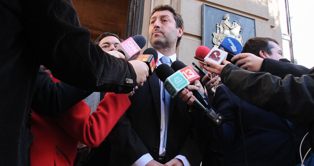 UDI pide pronunciamiento de la CGR por posible “intervencionismo electoral” de Boric en favor de Jara