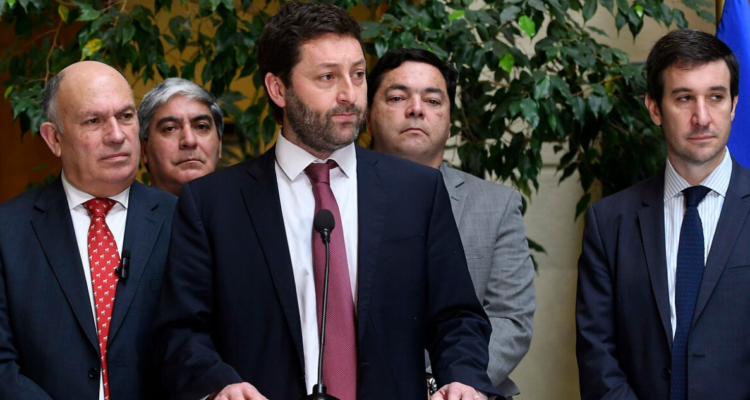 UDI exige al presidente Boric convocar de forma urgente al Cosena tras liberación de sicario