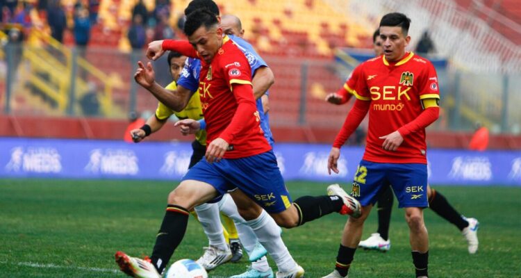 Unión Española se reforzó con tres jugadores de La U.