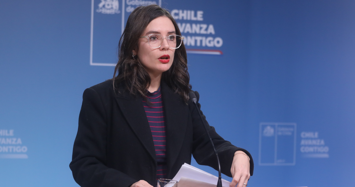 Vallejo por posibilidad de sumarse al comando de Jara: “Si estoy aquí, es porque no estoy allá”