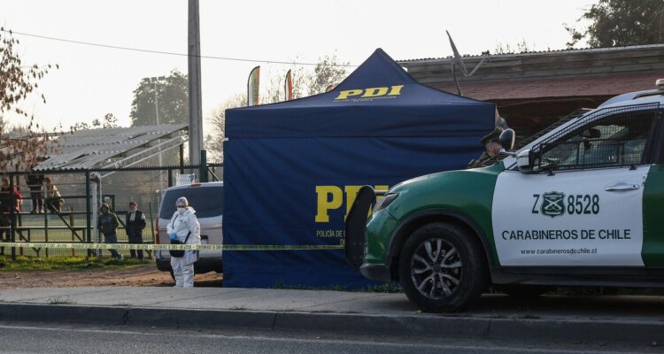 ¿Vuelco en Colina? Aseguran que militar y civil se mataron mutuamente y que joven imputado es inocente
