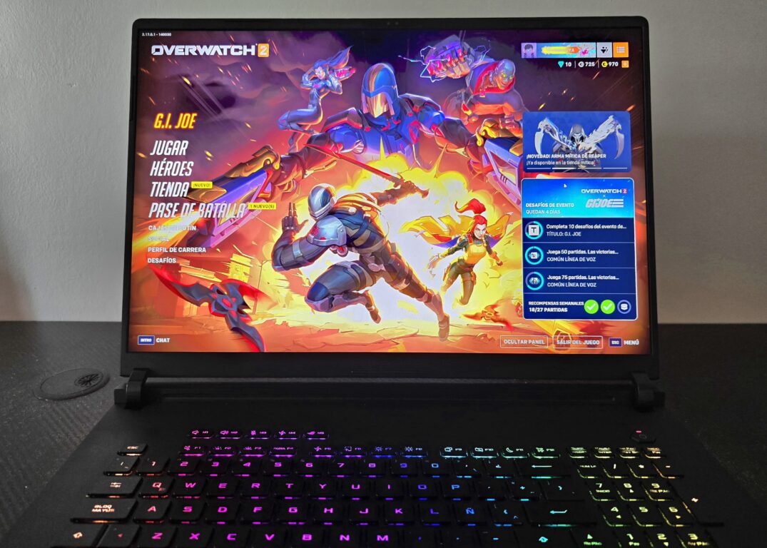 Overwatch 2 en el ASUS ROG Strix Scar 18.
