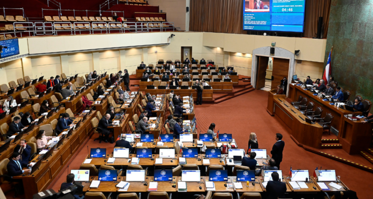 A más de 70 días de su anuncio: Cámara aun no culmina indagación por mal uso de licencias médicas