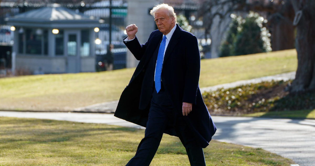 Trump aumentará los aranceles a la India porque sigue comprando “cantidades masivas” de petróleo ruso