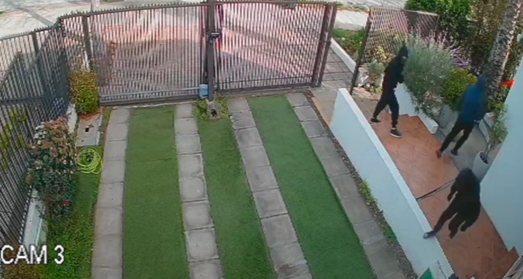 Asesora del hogar sufre robo en domicilio de La Florida: todo quedó grabado