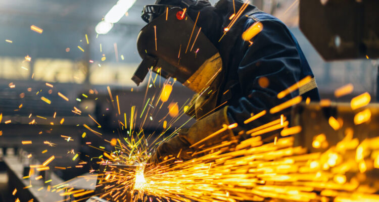 Sector metalúrgico propone a los candidatos a La Moneda una reforma de la Comisión Antidistorsiones