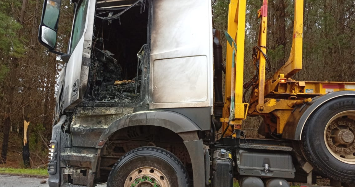 Camión con daños tras ataque en Collipulli