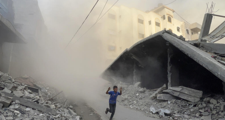 Aumentan a más de 62.600 los muertos por ataques de Israel en la Franja de Gaza