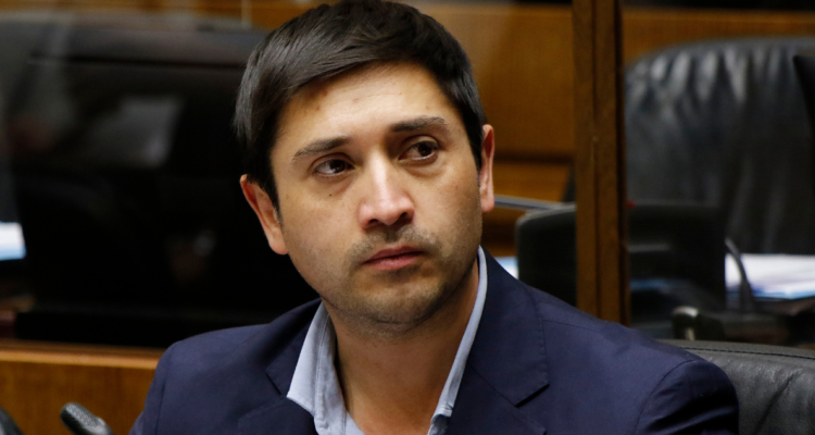 Calisto aseguró estar “tranquilo y convencido de su defensa” tras desafuero por parte de la Corte