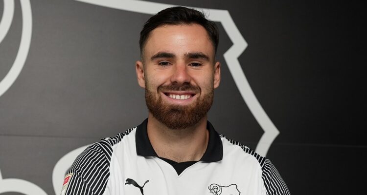 Derby County es el nuevo club de Ben Brereton Díaz.