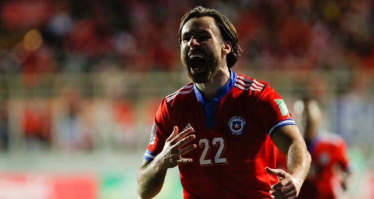 Ben Brereton vuelve a La Roja de la mano de Nicolás Córdova