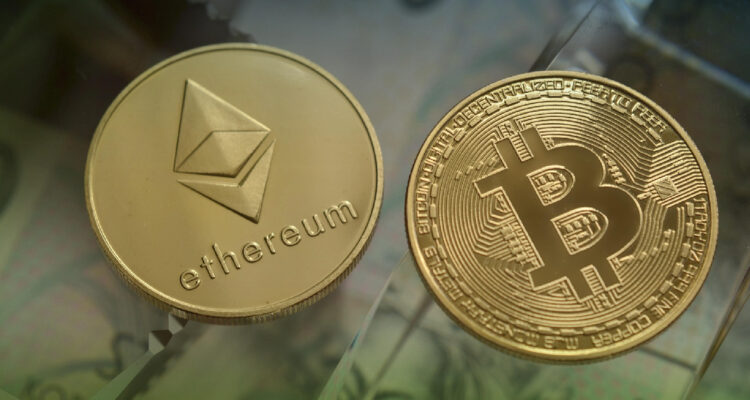 Bitcoin se anota un nuevo máximo histórico y arrastra a otras criptomonedas