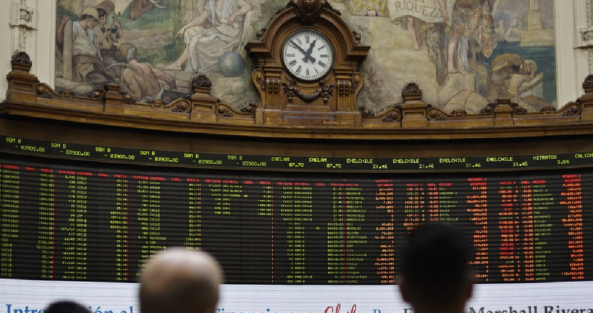 Tras revelarse alza del PIB: Bolsa de Santiago cierra nuevamente en máximo histórico