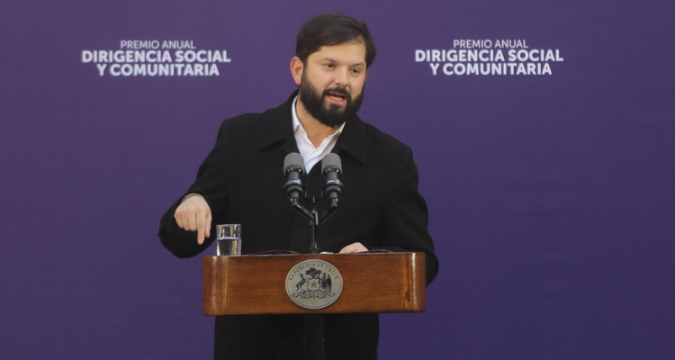 “La desinformación es un peligro”: Boric comparte resultados negativos de exámenes de drogas