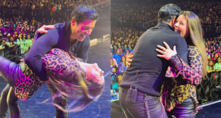 Chayanne con una fan durante show en Chile