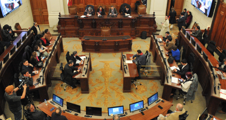 Columna de Víctor Barrueto PPD: Chile necesita una nueva fuerza política que supere a los partidos tradicionales porque estos ya no son capaces de interpretar ni canalizar las demandas sociales actuales