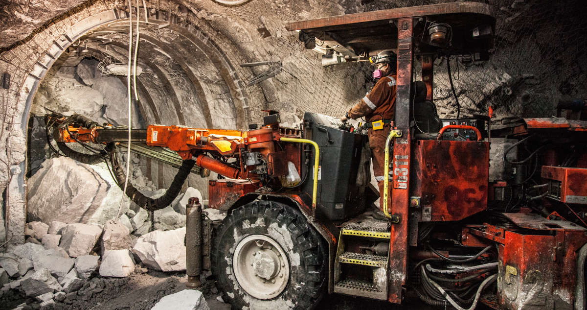 Codelco eleva a US$350 millones las pérdidas proyectadas por paralización de El Teniente tras tragedia