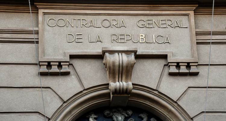 Frontis de Contraloría por irregularidades en permiso de edificación entregado por la Municipalidad de Río Bueno