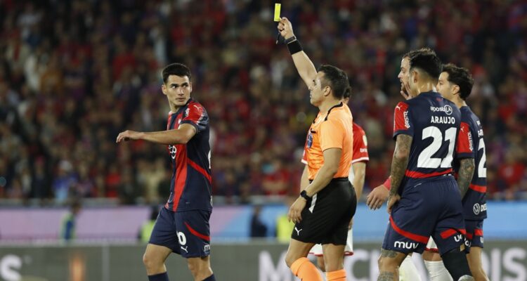 Piero Maza protagonizó duelo Cerro Porteño vs Estudiantes en Copa Sudamericana.