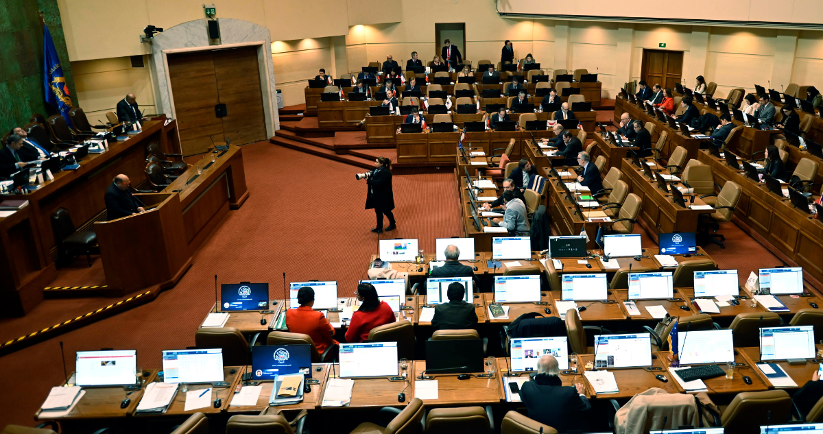Crisis partidos políticos tradicionales en Chile
