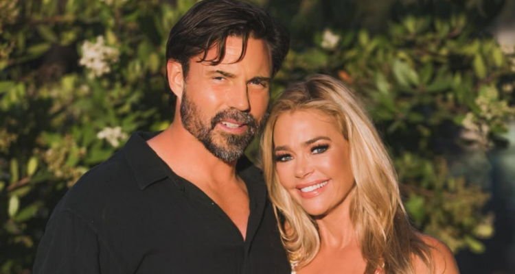 Aaron Phypers y Denise Richards en referencia a conflicto en la pareja