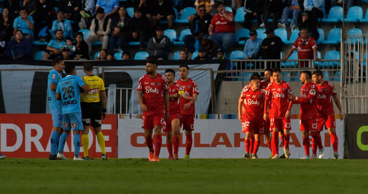 Deportes Iquique cayó ante Ñublense por La Liga de Primera