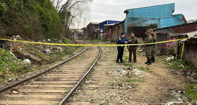 Detienen a vendedor ambulante vinculado a homicidio con arma blanca en la línea férrea de Lota