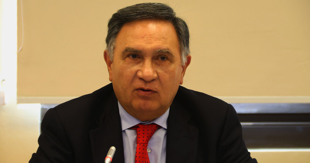 Diputado Miguel Mellado renuncia a RN y rompe con Evelyn Matthei para respaldar a José Antonio Kast