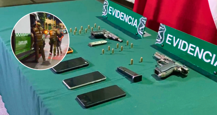 Tres detenidos y pistolas incautadas: manipulaban armas al interior de auto en el centro de Santiago