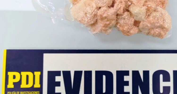 Qué es la 3-Bromometcatinona, la peligrosa droga sintética incautada en el Aeropuerto de Santiago