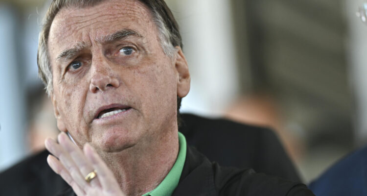 Corte Suprema de Brasil ordena el arresto domiciliario a Jair Bolsonaro tras incumplir restricciones