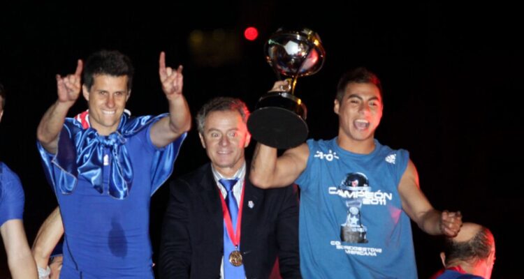 Eduardo Vargas La U Rivarola