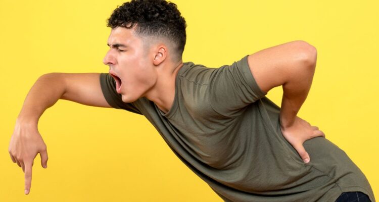 ¿Sufres de ciática? Cómo aliviar el dolor con 3 simples ejercicios en casa