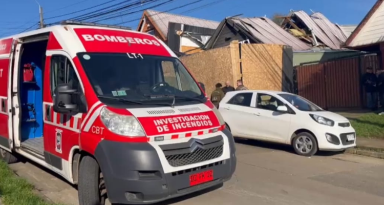 Realizan peritajes para determinar causas de explosión que mató a una mujer y destruyó casa en Temuco
