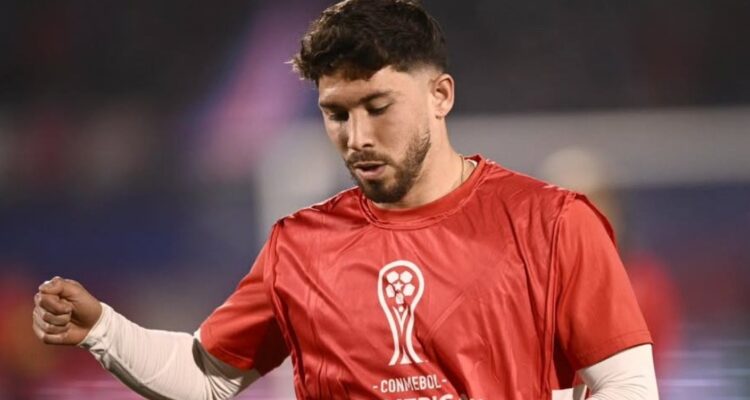 Felipe Loyola entrenando con Independiente