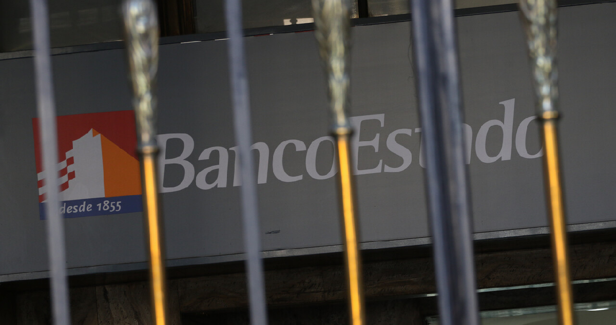 Trabajadores critican fin del feriado bancario y acusan vulneración de “derecho histórico”