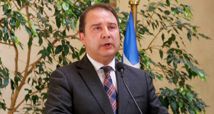 Frank Sauerbaum asume jefatura de bancada de diputados RN tras salida de Mellado para apoyar a Kast