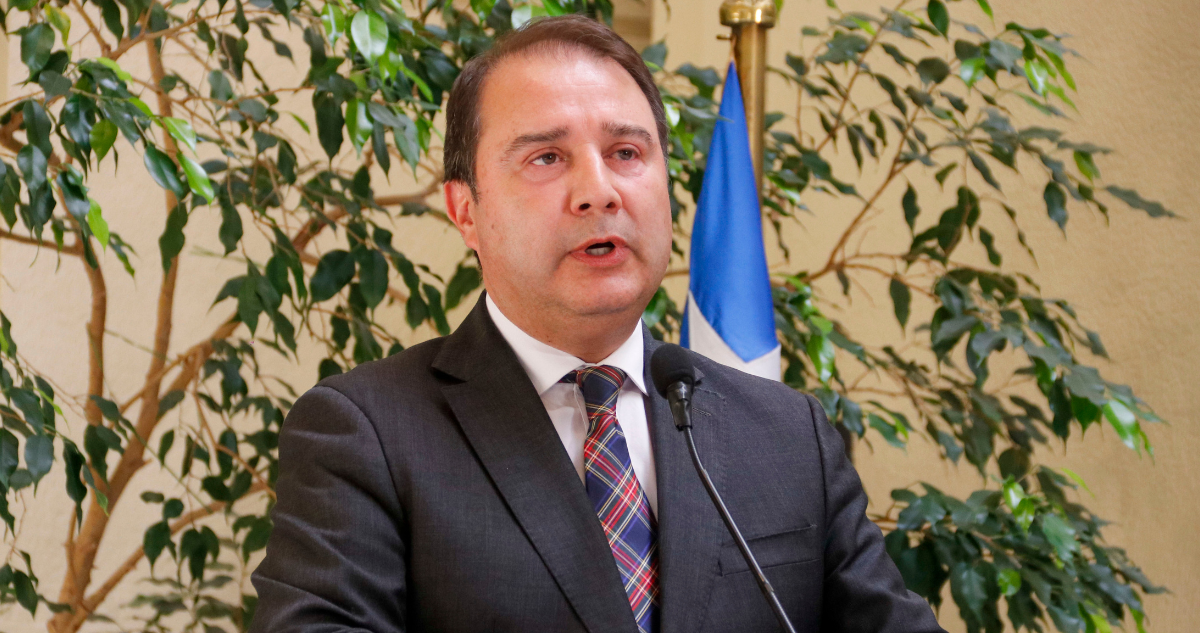 Frank Sauerbaum asume jefatura de bancada de diputados RN tras salida de Mellado para apoyar a Kast