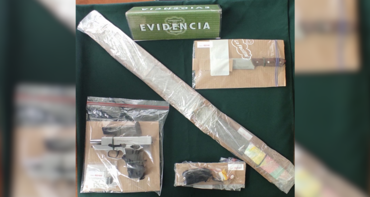 Portaban machete y pistola de electroshock: detienen a delincuentes por amenazas en Punta Arenas