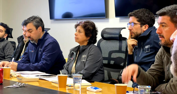 Gobierno a más de 24 hrs. de derrumbe en El Teniente: “Todavía no hay comunicación” con los 5 mineros