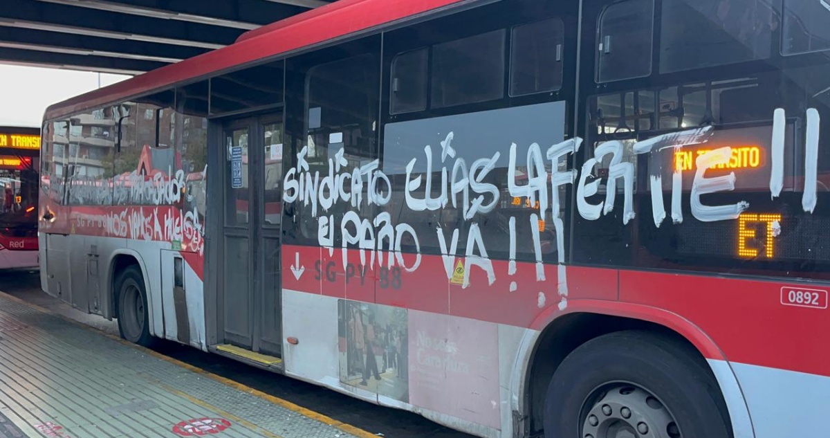 “Servicio garantizado”: Gobierno asegura que buses RED están 100% operativos ante huelga de choferes
