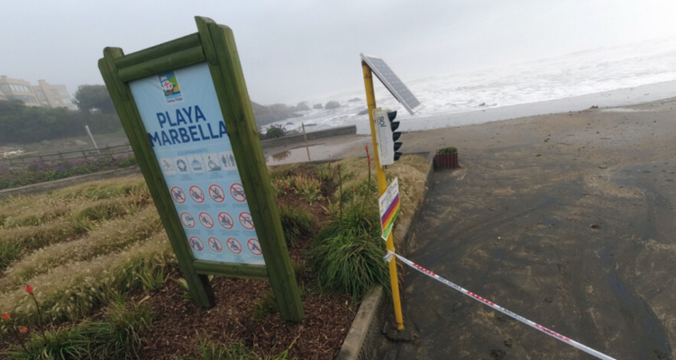 Hallan pie humano dentro de una zapatilla en Playa Marbella, en Santo Domingo.