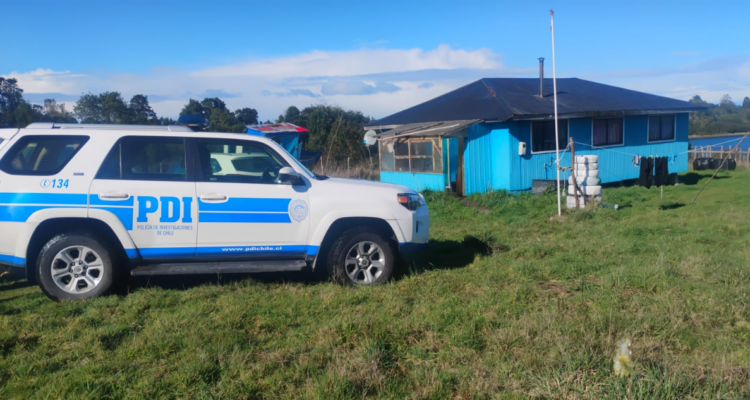 Acusan a hombre de matar a puñaladas a su arrendador tras discusión por cultivo de marihuana indoor