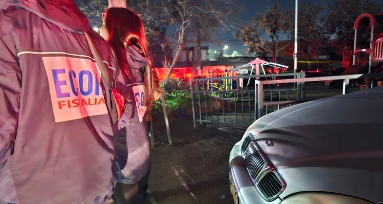 Hombre es asesinado a tiros en una plaza de Puente Alto
