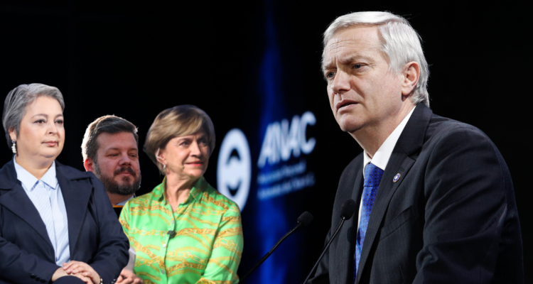 Según Alberto Mayol el escenario favorece a José Antonio Kast y su narrativa restauradora