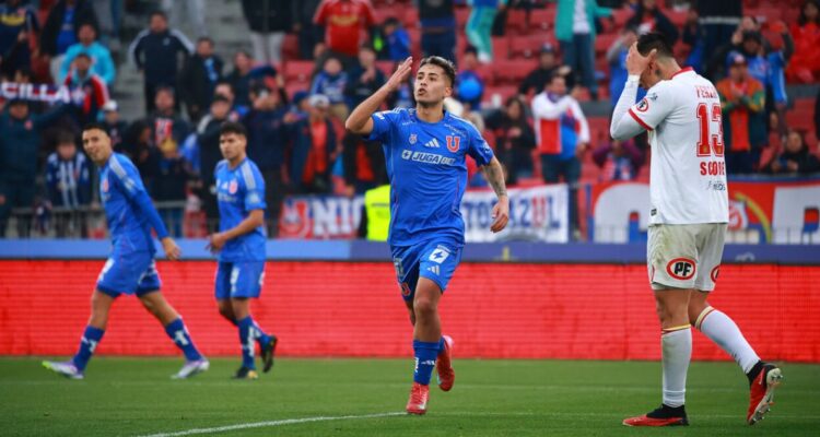 La U goleó a Unión Española en el estadio Nacional