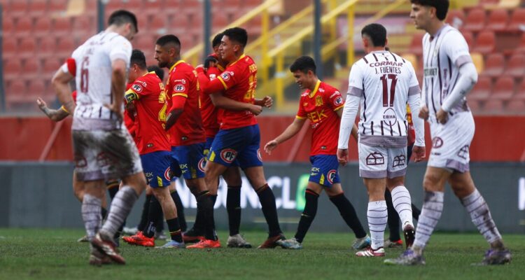 Unión Española venció a La Serena por la Liga de Primera.